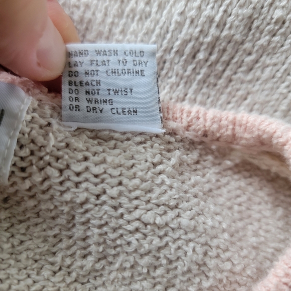 Vintage AnnTrinity Womens Cream Leaf Embroidered Cardigan/Jacket Sweater Knited - Picture 9 of 11